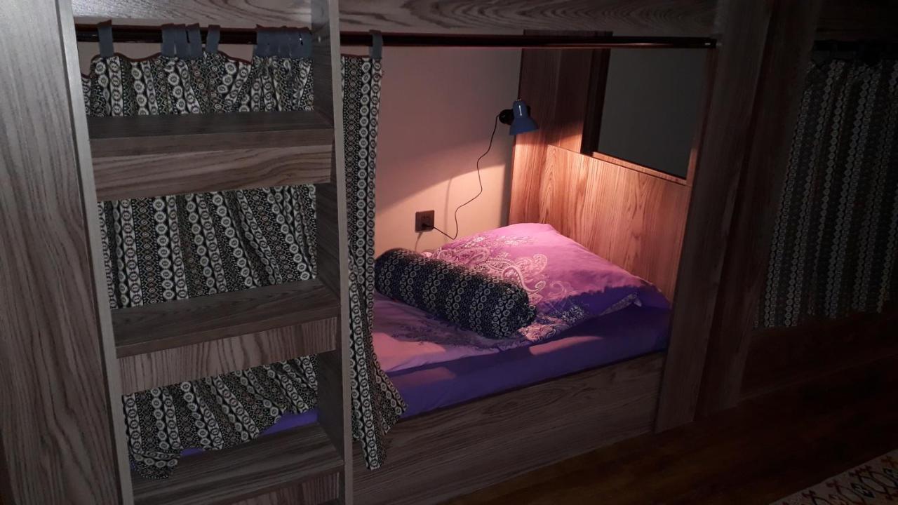 Salam Hostel Baku Eksteriør billede